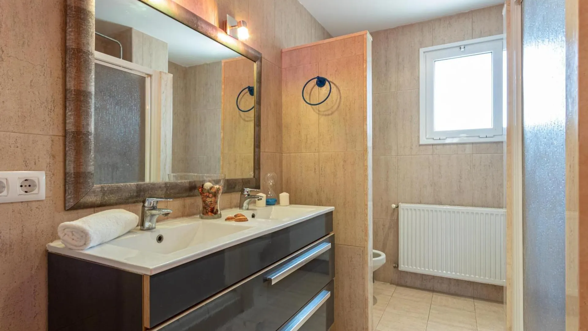 Casa Con Piscina Privada, Jardin, Bbq, Wifi, Garaje Y Cerca De La Playa - Es-89-90 Vila Sant Pere Pescador Espanha