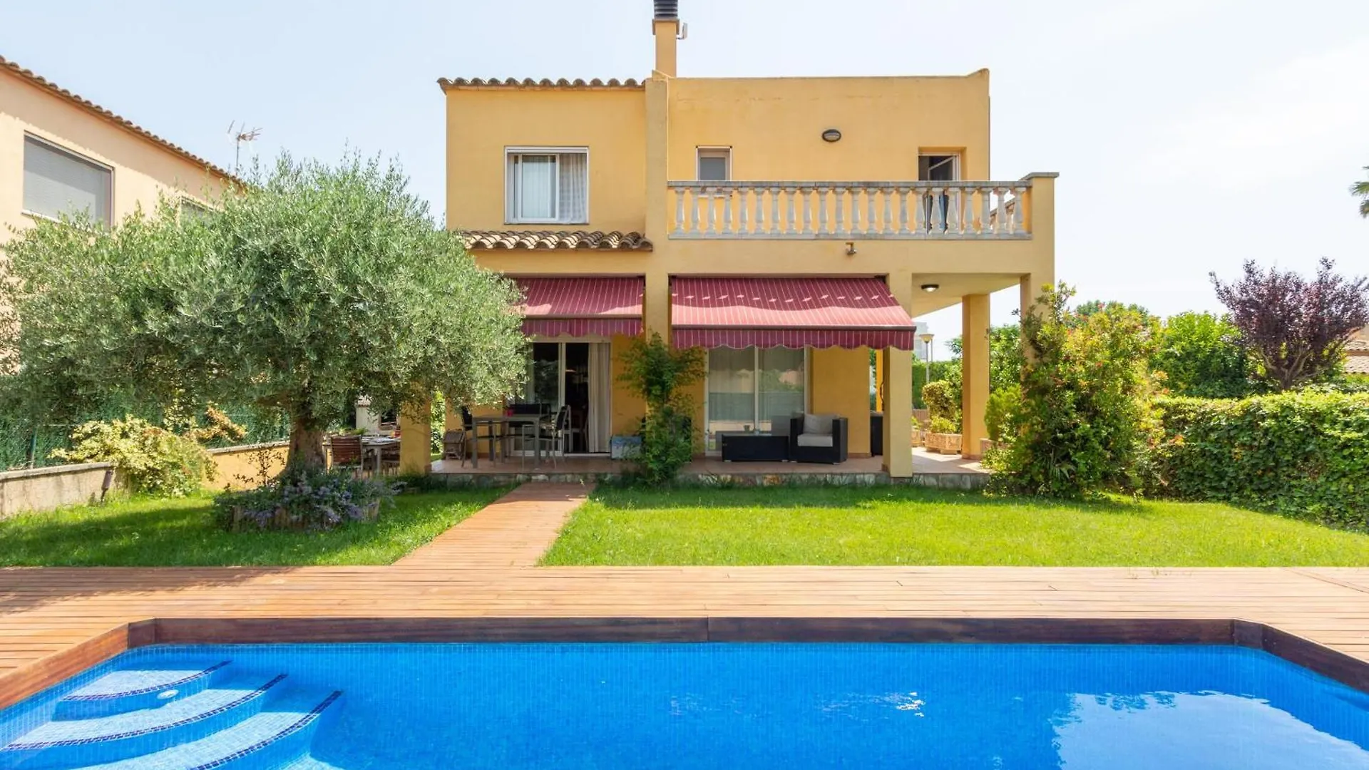 Casa Con Piscina Privada, Jardin, Bbq, Wifi, Garaje Y Cerca De La Playa - Es-89-90 Vila Sant Pere Pescador Casa de Férias